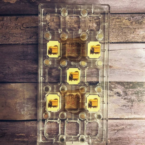 قالب ممغنط رباعي 