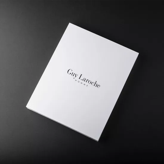 شماغ جاي لاروش احمر GS.R شماغ جاي لاروش احمر GS.R