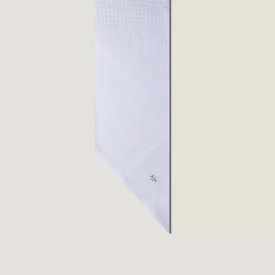 شماغ دسار الابيض بلس 2025 شماغ دسار الابيض بلس 2025