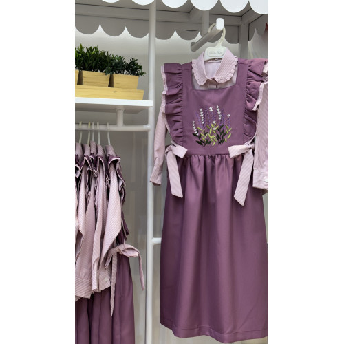 مريول مدرسي بتطريز لافندر من قطعتين 144624