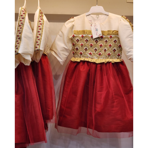 240169 فستان للمناسبات  أحمر مطرز