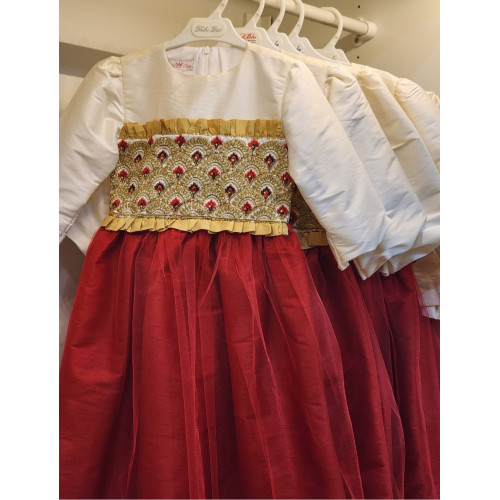 2401699 فستان للمناسبات  أحمر مطرز