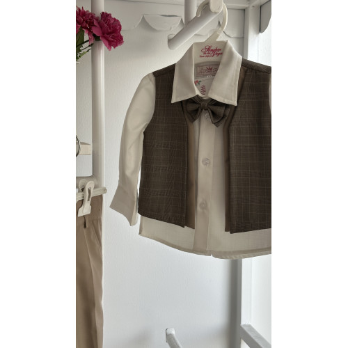 بدلة ولادي بنطلون من ٤ قطع240381 بدلة ولادي بنطلون من ٤ قطع240381