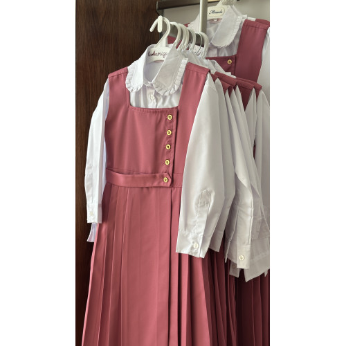 مريول مدرسي وردي مع قميص  أبيض144720