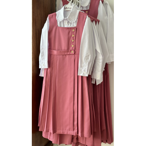 مريول مدرسي وردي مع قميص  أبيض144720