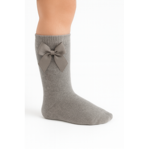 جوارب طويلة لون رمادي غامق فيونكه جوارب طويلة لون رمادي غامق فيونكه