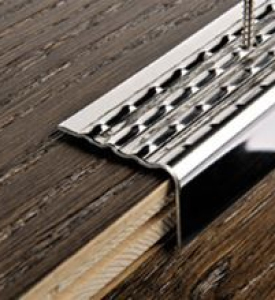 بروقرس زاوية للدرج 3سم ×2سم مخرم سل استيل PWKAC 3020F بروقرس زاوية للدرج 3سم ×2سم مخرم سل استيل PWKAC 3020F