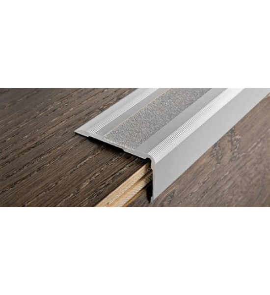 بروقرس زاوية درج فضي المنيوم مع شريط بحص 2.7م PEGRAA5230A بروقرس زاوية درج فضي المنيوم مع شريط بحص 2.7م PEGRAA5230A