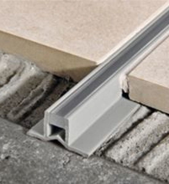 بروقرس زاوية فواصل تمدد بلاستيك 19مم رمادي غامض C 519GS بروقرس زاوية فواصل تمدد بلاستيك 19مم رمادي غامض C 519GS