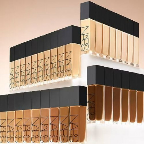 كريم اساس ناتشرال رايدينت لونغ وير من نارس -Medium-Deep CARACAS كريم اساس ناتشرال رايدينت لونغ وير من نارس -Medium-Deep CARACAS