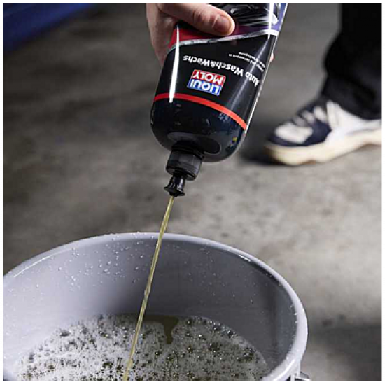 ليوكي مولي غسيل وملمع شمع 1 لتر LIQUI MOLY WASH & WAX ليوكي مولي غسيل وملمع شمع 1 لتر LIQUI MOLY WASH & WAX