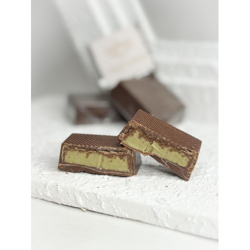 شوكليت بلجيكي بالمذاق الفريد ممزوج بحشوة الهيل الاصيلة شوكليت بلجيكي بالمذاق الفريد ممزوج بحشوة الهيل الاصيلة