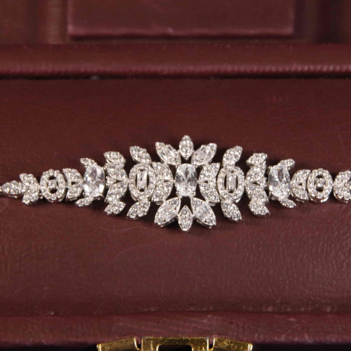 طقم فضة عيار925 دقة الماس