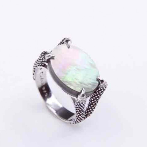 خاتم فضة عيار 925كود(٠٠٦٠٥٠٠)