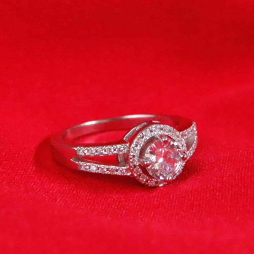 خاتم فضة عيار925كود(٠٠٣٠٩٠٠)