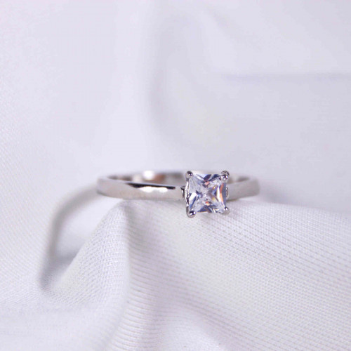 خاتم فضة عيار925كود(٠٠١٠٩٠٠)