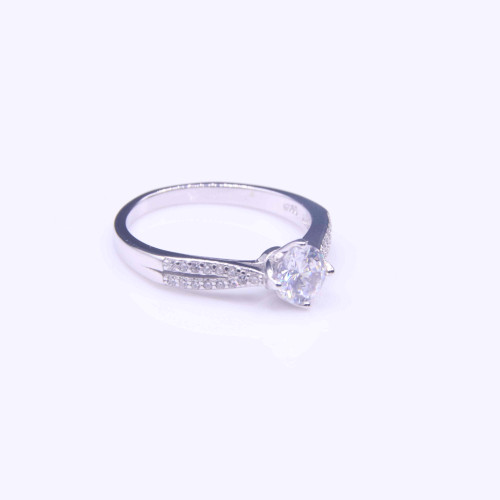 خاتم فضة عيار925كود(٠٠٢٠٤٠٠)