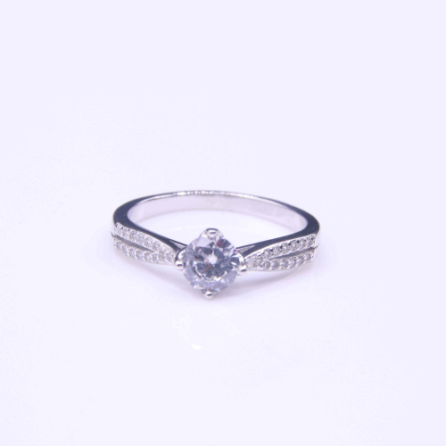 خاتم فضة عيار925كود(٠٠٢٠٤٠٠)