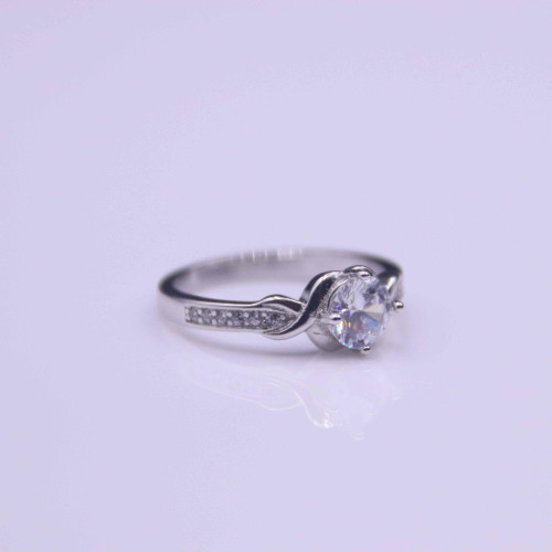 خاتم فضة عيار925كود(٠٠٢٠٥٠٠)