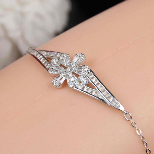 اسوارة فضة عيار٩٢٥كود(٠٠٢٠٨٠٠)