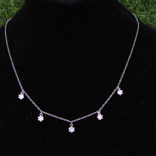 عقد تشوكر فضة عيار925كود(٠٠٢٠٩٠٠)