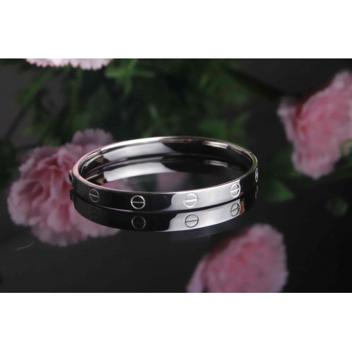 اسوارة فضة عيار925كود (٠٠١٨٠٣٠٠)