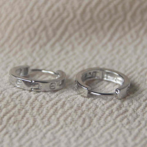 حلق فضة عيار٩٢٥كود(٠٠١٠٧٠٠)