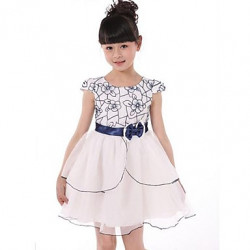 فستان مطرز للأفراح