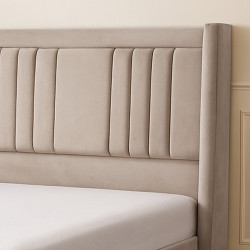 سرير خشبي بتنجيد مخملي عصري 140×200سم سرير خشبي بتنجيد مخملي عصري 140×200سم