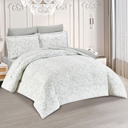 مفرش شتوي مخمل 7 قطع نفرين مفرش شتوي مخمل 7 قطع نفرين