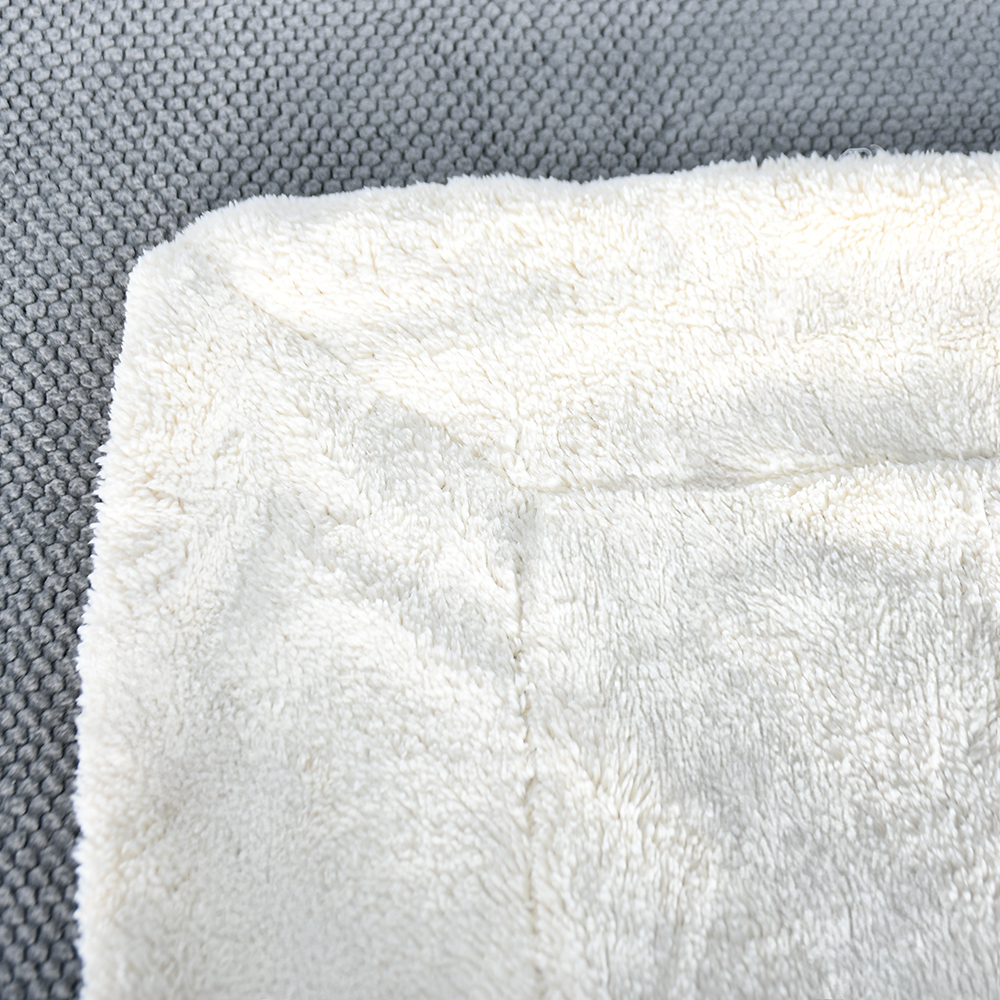 بطانية نيوم فرو ذات جودة عالية