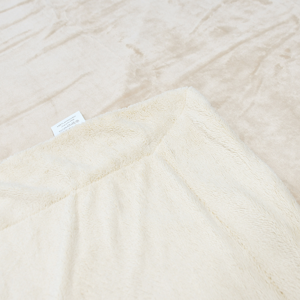 بطانية نيوم فرو فاخرة بملمس مخملي