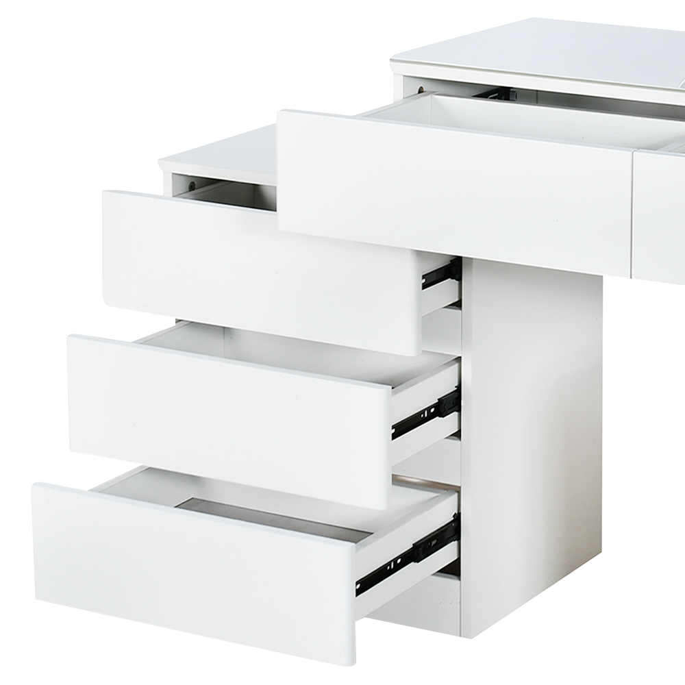 طاولة زينة بمرآة مضيئة