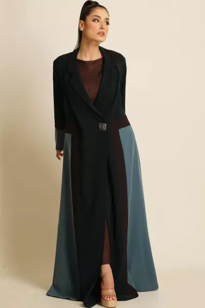 عباية كريب ناعم ملونة 070