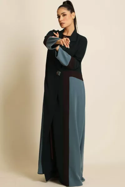 عباية كريب ناعم ملونة 070