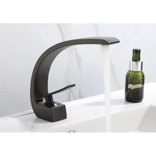 خلاط مغسلة اسود بتصميم كوبرا مودرن خلاط مغسلة اسود بتصميم كوبرا مودرن