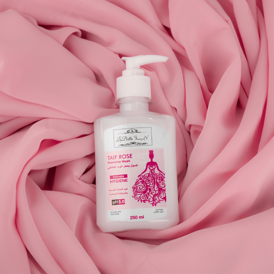 غسول بعطر الورد الطائفي للمنطقة الحساسة من لابيلا - 250مل