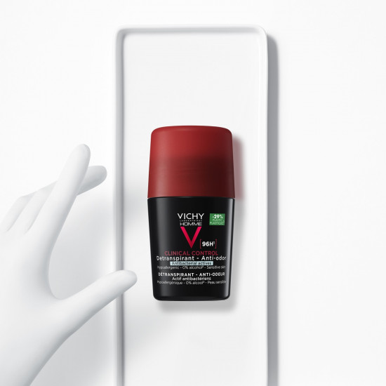 مزيل العرق كلينيكال كنترول 96 ساعة للرجال من فيتشي- 50مل