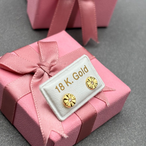 حلق طبي ذهب عيار18