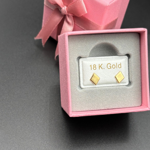 حلق طبي ذهب عيار18