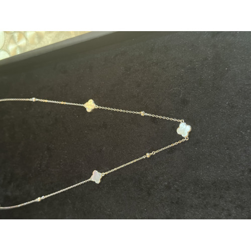 سلاسل الفخامة سلاسل الفخامة